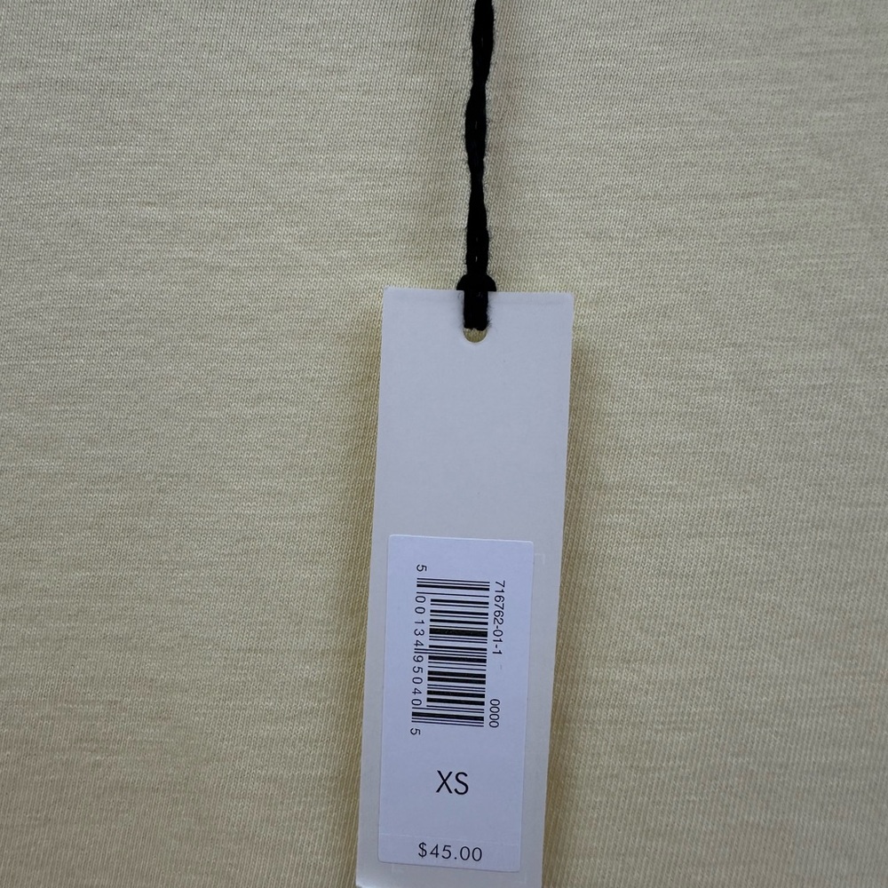BANANA REPUBLIC Sleeveless Muscle Tank Top – XS – Pale Yellow - Picture 3 of 6
